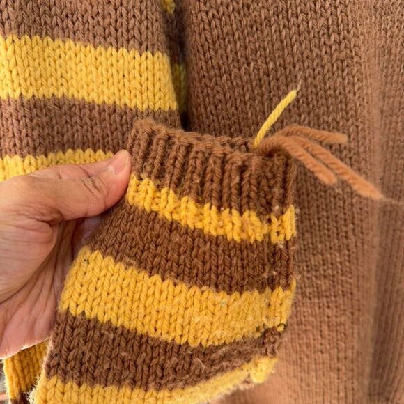 Vintage handmade knit Brown and yellow striped long sleeve sweater size S - Picture 6 of 8